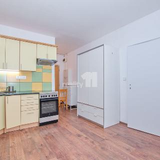 Pronájem bytu 2+kk 37 m² Liberec, Broumovská