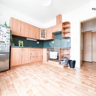 Pronájem bytu 1+1 34 m² Otrokovice, J. Jabůrkové