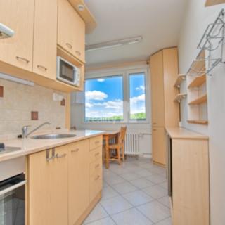 Pronájem bytu 3+1 80 m² Liberec, Na Pískovně