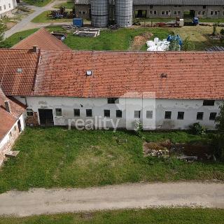 Prodej výrobního objektu 562 m² Studený, Studený