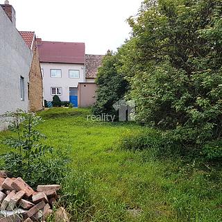 Prodej stavební parcely 379 m&sup2; Dolní Bojanovice