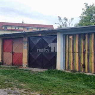 Prodej garáže 18 m² Kladno, Míru