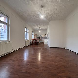 Pronájem bytu 2+kk 60 m² Nový Bor, Husova