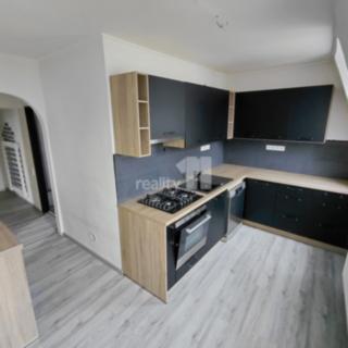 Prodej bytu 3+1 72 m&sup2; Aš