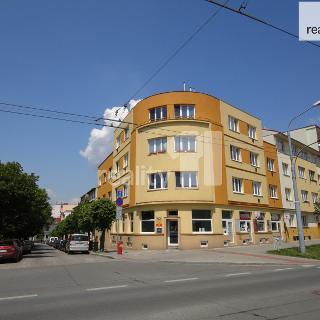 Pronájem bytu 2+kk 44 m² Plzeň, Habrmannovo náměstí