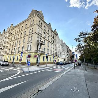 Pronájem bytu 3+kk 55 m&sup2; Praha