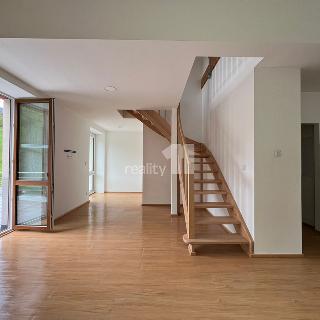 Pronájem bytu 2+kk 66 m² Černý Důl, Černý Důl