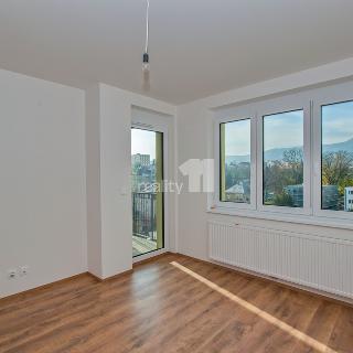 Prodej bytu 2+kk 64 m² Liberec, Švermova