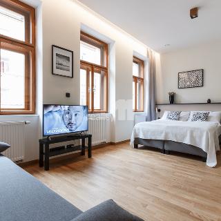 Pronájem bytu 1+kk a garsoniéry 25 m² Praha, Ondříčkova