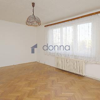 Pronájem bytu 3+1 56 m² Praha, Hlavní