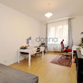 Pronájem bytu 2+kk 48 m² Praha, Mikovcova