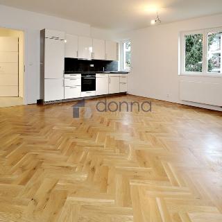 Pronájem bytu 2+kk 71 m² Praha, Nad Bertramkou