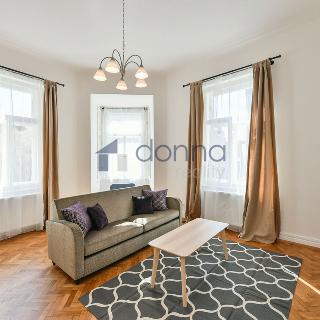 Pronájem bytu 3+1 101 m² Praha, Mánesova