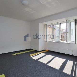 Pronájem bytu 3+kk 91 m² Praha, Uruguayská