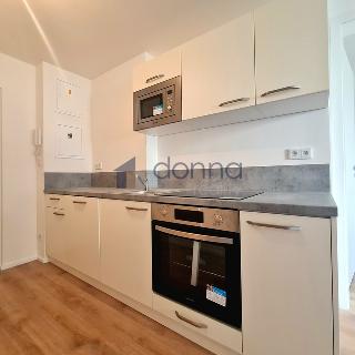 Prodej bytu 2+kk 48 m² Praha, Čenětická