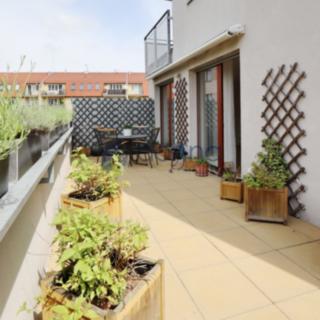 Pronájem bytu 2+kk 68 m² Praha