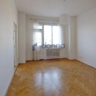 Pronájem bytu 2+kk 48 m² Praha, Šrobárova