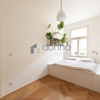 Pronájem bytu 2+kk 65 m² Praha, U studánky