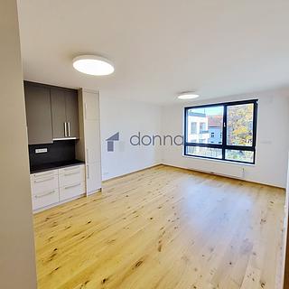 Pronájem bytu 2+kk 54 m&sup2; Praha