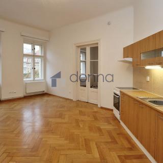 Pronájem bytu 3+kk 68 m² Praha, Rumunská