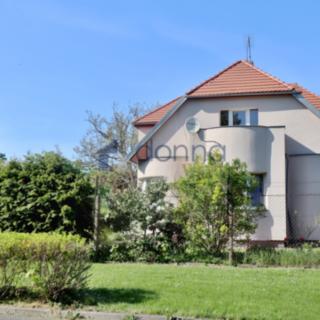Prodej rodinného domu 215 m² Praha