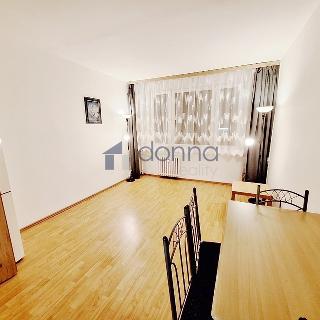 Pronájem bytu 1+kk a garsoniéry 28 m² Praha, Káranská