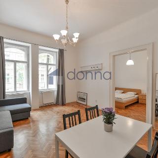 Pronájem bytu 2+1 65 m² Praha, Mánesova