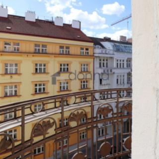Pronájem bytu 2+1 79 m² Praha