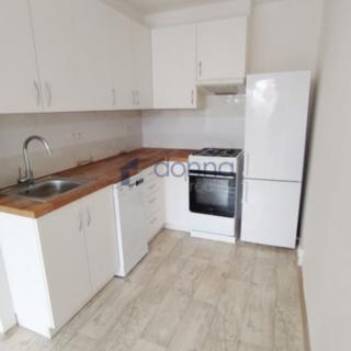 Pronájem bytu 2+kk 43 m² Praha
