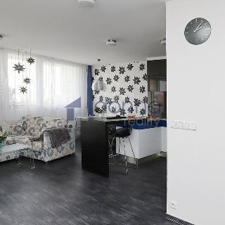 Prodej bytu 4+1 88 m² Praha, Ivančická