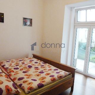 Prodej bytu 2+kk 42 m² Praha, Biskupcova