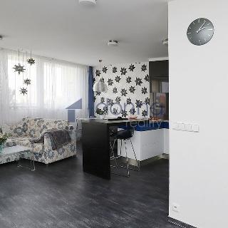 Prodej bytu 4+kk 88 m² Praha, Ivančická