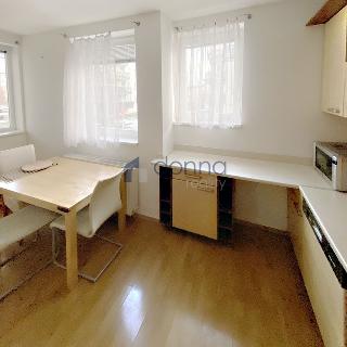 Pronájem bytu 2+kk 60 m² Praha, Harmonická