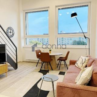 Pronájem bytu 2+kk 36 m² Praha, Kubánské náměstí