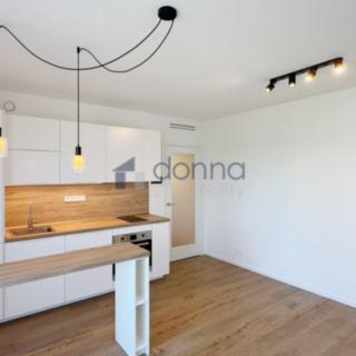 Pronájem bytu 1+kk, garsoniery 30 m² Praha