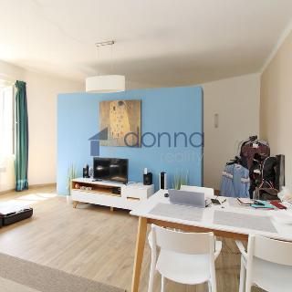 Pronájem bytu 2+kk 54 m² Praha, Šlikova