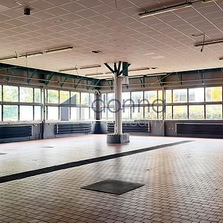 Pronájem obchodu 1337 m&sup2; Praha