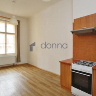 Pronájem bytu 2+kk 42 m² Praha