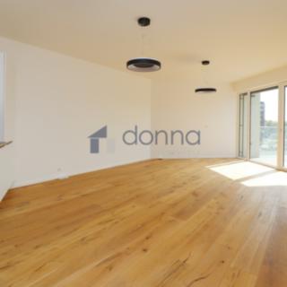 Pronájem bytu 2+kk 66 m² Praha