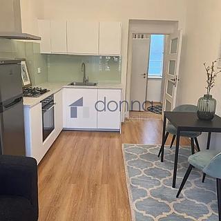 Pronájem bytu 2+kk 44 m&sup2; Praha