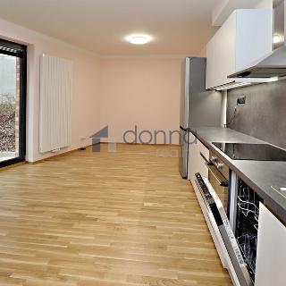 Pronájem bytu 2+kk 53 m² Praha