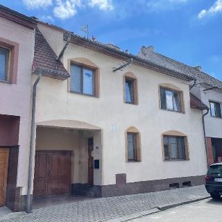 Dražba rodinného domu 217 m² Staré Město, 