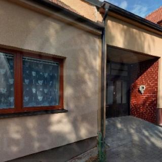 Dražba rodinného domu 120 m² Hovorany, 