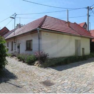 Dražba rodinného domu 100 m² Uherské Hradiště, 