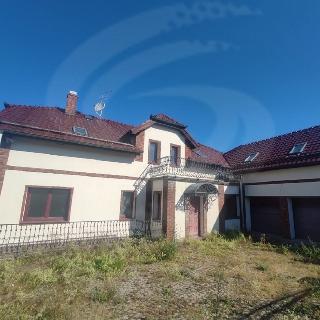 Dražba rodinného domu 170 m² Kolová