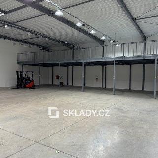 Pronájem skladu 540 m² Zápy, 