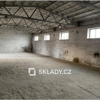 Pronájem skladu 800 m² Teplice, Nákladní