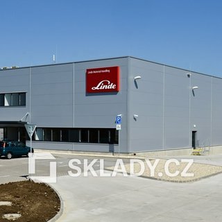 Pronájem skladu 19 000 m² Staňkov, 