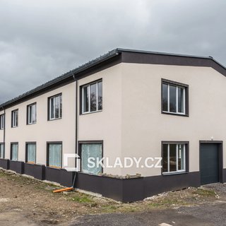 Pronájem skladu 846 m² Ostrov, 