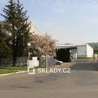 Pronájem skladu 2 160 m² Zlín, 